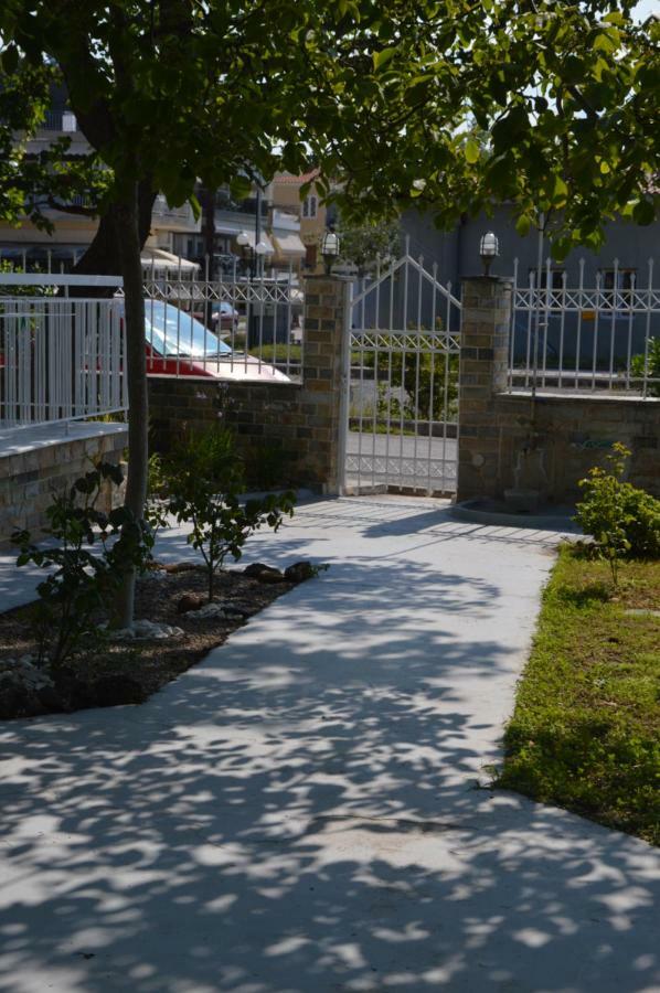 Antony Apartments Nea Plagia Luaran gambar